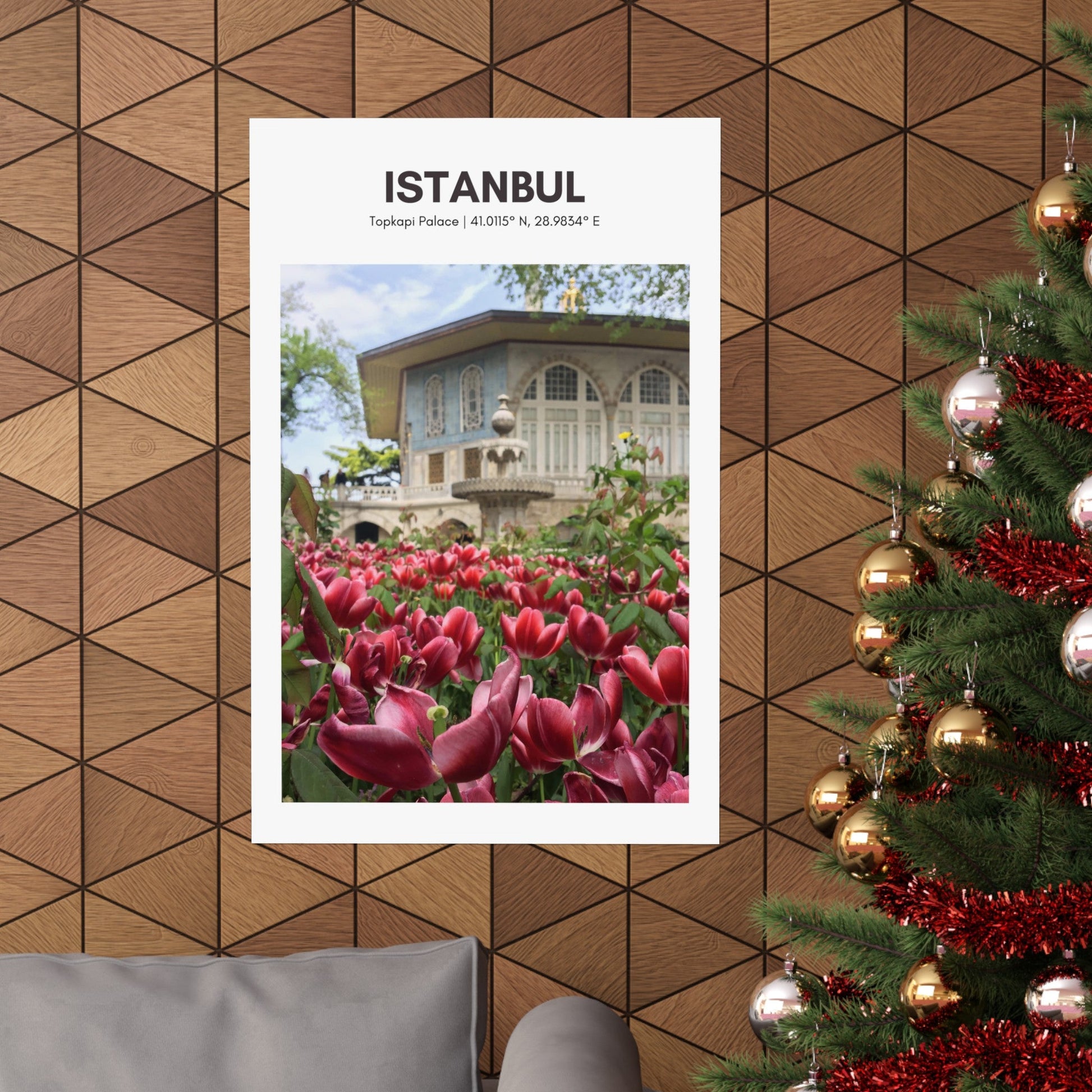 Istanbul Topkapi Tulips Vertical Poster - SOLO SOHI Travel Shop