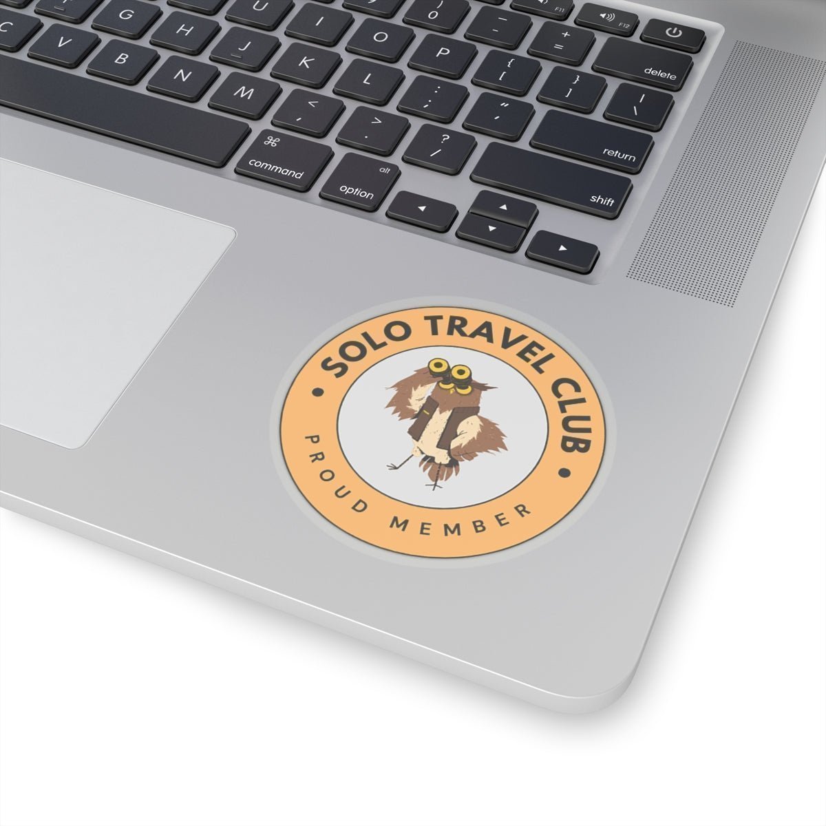 Solo Travel Club Owl Badge Sticker - SOLO SOHI Travel Shop